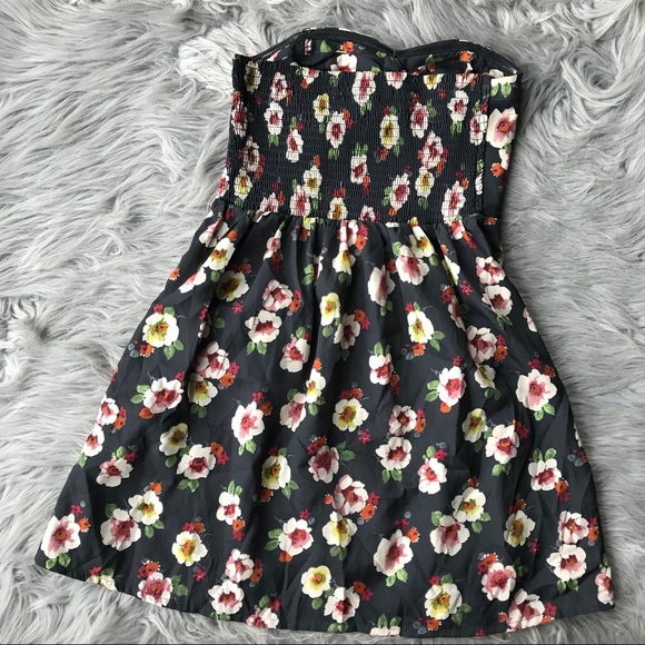 AEO Strapless Dress - Picture 4 of 6